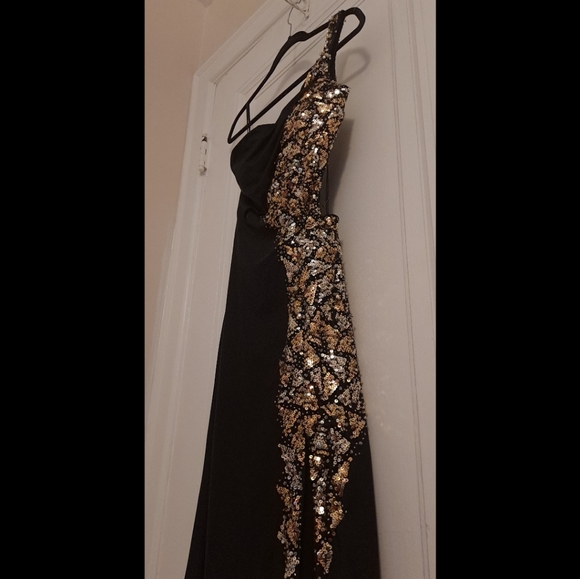 Cassandra Stone by Mac Duggal Evening Dress - Black (Size 2) - Picture 2 of 7